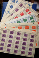 Finlande Suomi - 26 Sheets Of Paper With Nearby 550 Stamps Used - Oblitérés