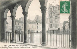 St Maur Des Fossés * La Place D'armes Vue Du Porche De L'église * Boucherie Chevaline * Coiffeur - Saint Maur Des Fosses