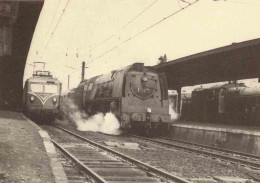 EN GARE DE BRUXELLES MIDI SNCB - Transport (rail) - Stations