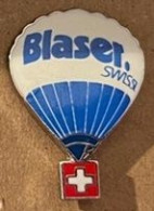 MONTGOLFIERE - BALLON - BALLOON - BALLON - BLASER SWISS - DRAPEAU SUISSE - SWISS FLAG - EGF -    (33) - Airships