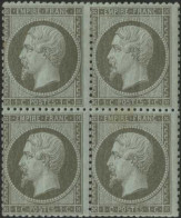 * 19 - 1c. Vert-olive. Bloc De 4. Décentré. B. - 1862 Napoleon III