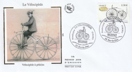 2011 " LE VELOCIPEDE :  VELOCIPEDE A PEDALES " Sur Enveloppe 1er Jour. N° YT 4557. Parfait état. FDC à Saisir !!! - Radsport