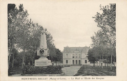 Montreuil Bellay * Place * Le Mail Et L'école Des Garçons - Montreuil Bellay