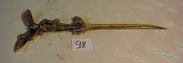 C98 Ancien Ouvre Lettre En Métal De La Fin Du XIX ème - Briefopener