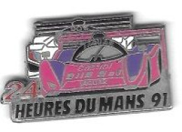 Pin's  2  Attaches  Ville, Sport  Automobile  JAGUAR  24 HEURES DU MANS  91  Avec  CASTROL  ( 72 ) - Automobilismo - F1