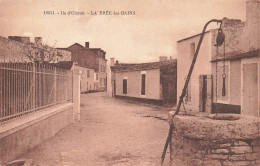 Ile D'oléron * La Brée Les Bains * Rue Du Village * Le Puits - Ile D'Oléron