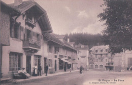 St Cergue VD, La Place Animée (charnaux 6467) - Saint-Cergue