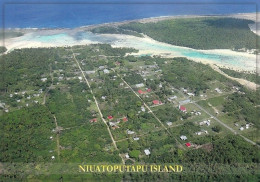 1 AK Tonga * Die Insel Niuatoputapu, Blick Auf Hihifo Village Und Die Insel Hunganga * - Tonga