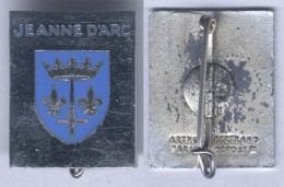 Insigne Du Croiseur Jeanne D'Arc - Marine