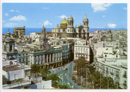 Espagne - Cádiz - Plaza San Juan De Dios - Ayuntamiento Y Catedral - Cádiz