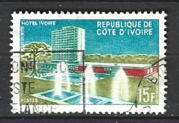 COTE D'IVOIRE. N°248 Oblitéré De 1966. Hôtel Ivoire. - Hotels- Horeca