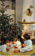 FANTAISIE - Bonne Année - Nouvel An - Enfants Sous Un Sapin - Carte Postale Ancienne - Nouvel An