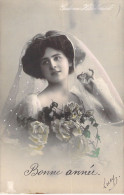 FANTAISIE - Bonne Année - Nouvel An - Femme Avec Un Voile - Carte Postale Ancienne - New Year