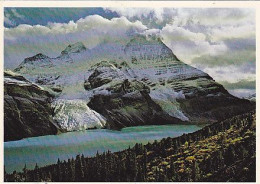 AK 181645 CANADA - British Columbia - Robson Provincial Park - Mt. Robson And Berg Lake - Autres & Non Classés