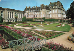 FRANCE - Vannes - La Préfecture - Vaste édifice De Style Louis XIII Et Les Jardins - Carte Postale - Vannes