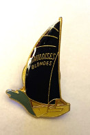 PINS VOILIER GAULOISES BLONDES CIGARETTES / 33NAT - Sailing, Yachting