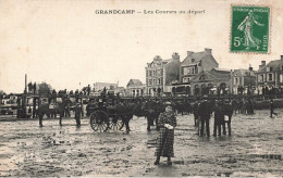 Grandcamp * Les Courses Au Départ * Hippisme Chevaux Plage * Villageois - Altri & Non Classificati