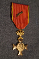 Décoration,médaille Militaire,Vétérant Du Roi Albert 1er., 1909 - 1934,collection Militaria - Bélgica