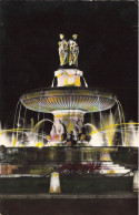 FRANCE - La Cité Du Roy René - Aix En Provence - Grande Fontaine Sur La Rotonde La Nuit - Carte Postale - Aix En Provence