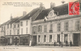 La Ferté Gaucher * Place Et L'hôtel De La Ville * Commerces Magasins - La Ferte Gaucher