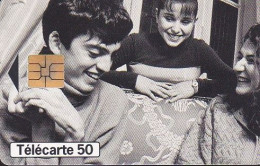 F911 09/1998 - MUSIC GYM AUTISTE - 50 SO3 - (verso : N° Deux Lignes - 2ème Ligne Vers La Doite) - 1998