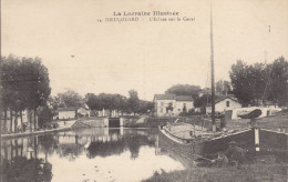 54 :  Dieulouard : écluse Sur Le Canal Et Péniche    ///  Ref.  Nov.  23 ///  N° 28.310 - Dieulouard