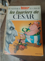 141 //  UNE AVENTURE D'ASTERIX LE GAULOIS / LES LAURIERS DE CESAR / 1972 - Astérix