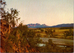 23-11-2023 (3 V 13) Australia - NT - Mt Sonder From Glen Helen Gorge - Uluru & The Olgas