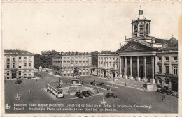 BELGIQUE - Bruxelles - Vue Sur La Place Royale ( Monument Oodefroid De Bouillon ... ) - Carte Postale Ancienne - Plazas