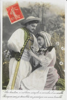 CARTE  FANTAISIE -  ANNEE 1907 -  COUPLE  - BOUTON A RECOUDRE  -  CIRCULEE - COLLECTION JULIETTE - VARENNES S/LOIRE - Colecciones Y Lotes