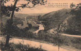 BELGIQUE - La Vallée De Semoy - Au Fond, Le Château De Bouillon - Au Premier Plan, La Route De Corbion - Carte Postale - Bouillon