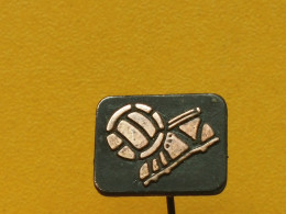 Badge Z-22-13 - SOCCER, FOOTBALL  - Football