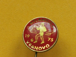 Badge Z-22-13 - SOCCER, FOOTBALL CLUB ATLANTIDA VRANOVO - Football