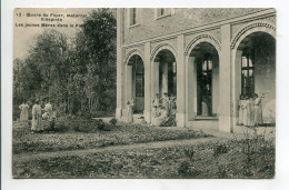 93 VILLEPINTE Oeuvre Foyer Maternel Les Jeunes Mères Dans Le Parc Jardinage  1910   D13 2023 - Villepinte