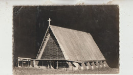 Ugine 73  Carte Glacée Non Circulée   Eglise Du Sacre Coeur  Des Fontaines  D'Ugine - Ugine