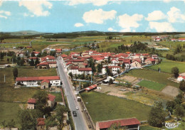 Chomelix * Vue Aérienne Sur Le Centre Du Village Et La Route - Autres & Non Classés