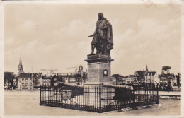 4844233Vlissingen, Michiel Adriaanzoon De Ruijter. 1934. (kleine Vouwen In De Hoeken) - Vlissingen