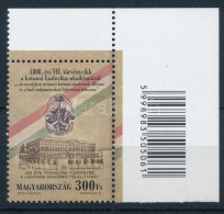 ** 2008 Ludovika Akadémia ívsarki Vonalkódos Bélyeg, A Bélyegkép A Fogazaton Túl Folytatódik - Altri & Non Classificati