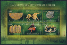** 2023 A Magyar Nemzeti Múzeum Kincsei Vágott Blokk Piros 02929 Sorszámmal - Sonstige & Ohne Zuordnung