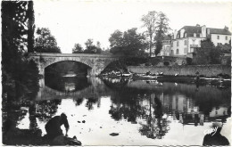 CPSM - Format 9 X 14 Cm - édit. GABY - 20 - Pont-Scorff - Le Pont Neuf - Pont Scorff