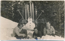 T3 1931 Brassópojána, Pojána, Schulerau, Poiana Brasov; Síelők, Hóember, Téli Sport / Winter Sport, Skiers With Snowman. - Non Classés