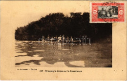 T2 1929 Piroguiers Diolas Sur La Casamance / River, Canoes,TCV Card - Non Classés