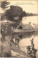 ** T1/T2 Laveuses Sur Les Bords D'un Fleuve / River, Washing, Bathing, Boat, African Folklore - Unclassified