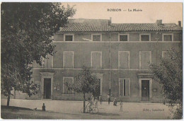 Cpa..84..ROBION..VAUCLUSE..LA MAIRIE - Robion