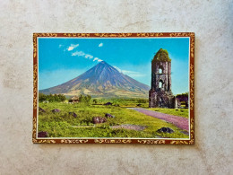 Philippines : Ruins Of Cagsawa Church With Mayon Volcano - Philippines