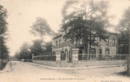 Le Plessis Trévise * Un Coin Du Bois De Gaumont * VILLA - Le Plessis Trevise