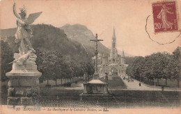 FRANCE - Lourdes - La Basilique Et Le Calvaire Breton - LL - Carte Postale Ancienne - Lourdes