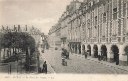 Paris * 3ème * La Place Des Vosges * Attelage - Arrondissement: 03