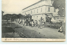 MAYOTTE - Bâtiment De La Poste Et De La Police - Mayotte