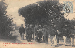 CPA 17 ILE DE RE / ARRIVEE DES FORCATS AU DEPOT DE SAINT MARTIN - Ile De Ré